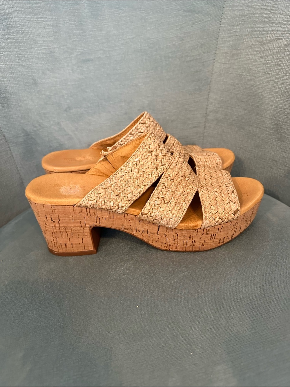 Chocolat Blu Gusto style Woven Straw Platform Sandals - Neutral Tan
